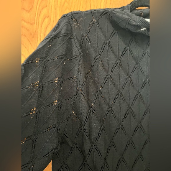 Amour Vert Chaney long sleeve mock neck crochet top L - Picture 6 of 10